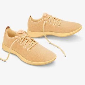 ALLBIRDS Women’s CLASSICS: Lux Beige (Gold) Wool Runners